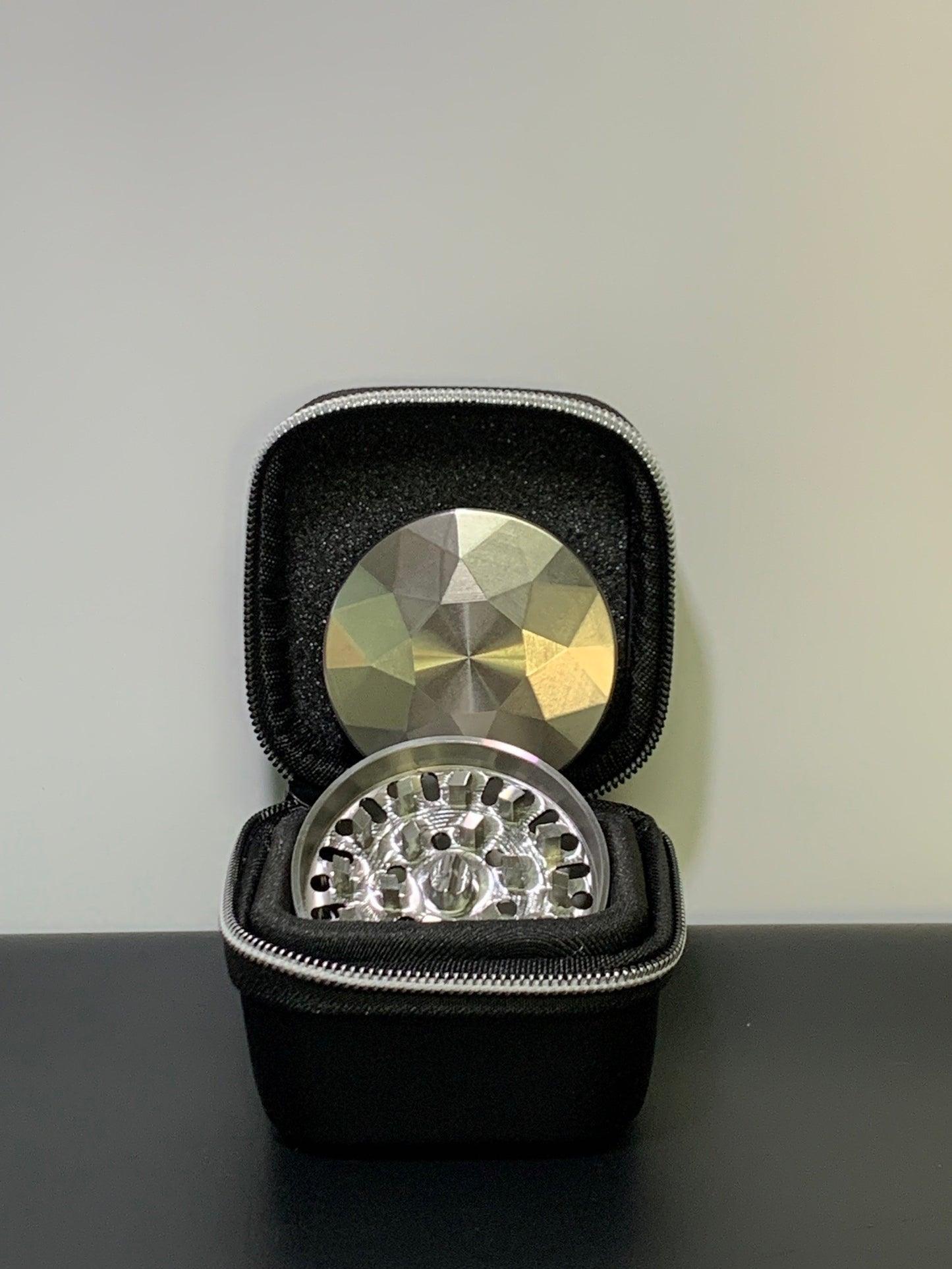 Grinder Silver Brilliant Stainless