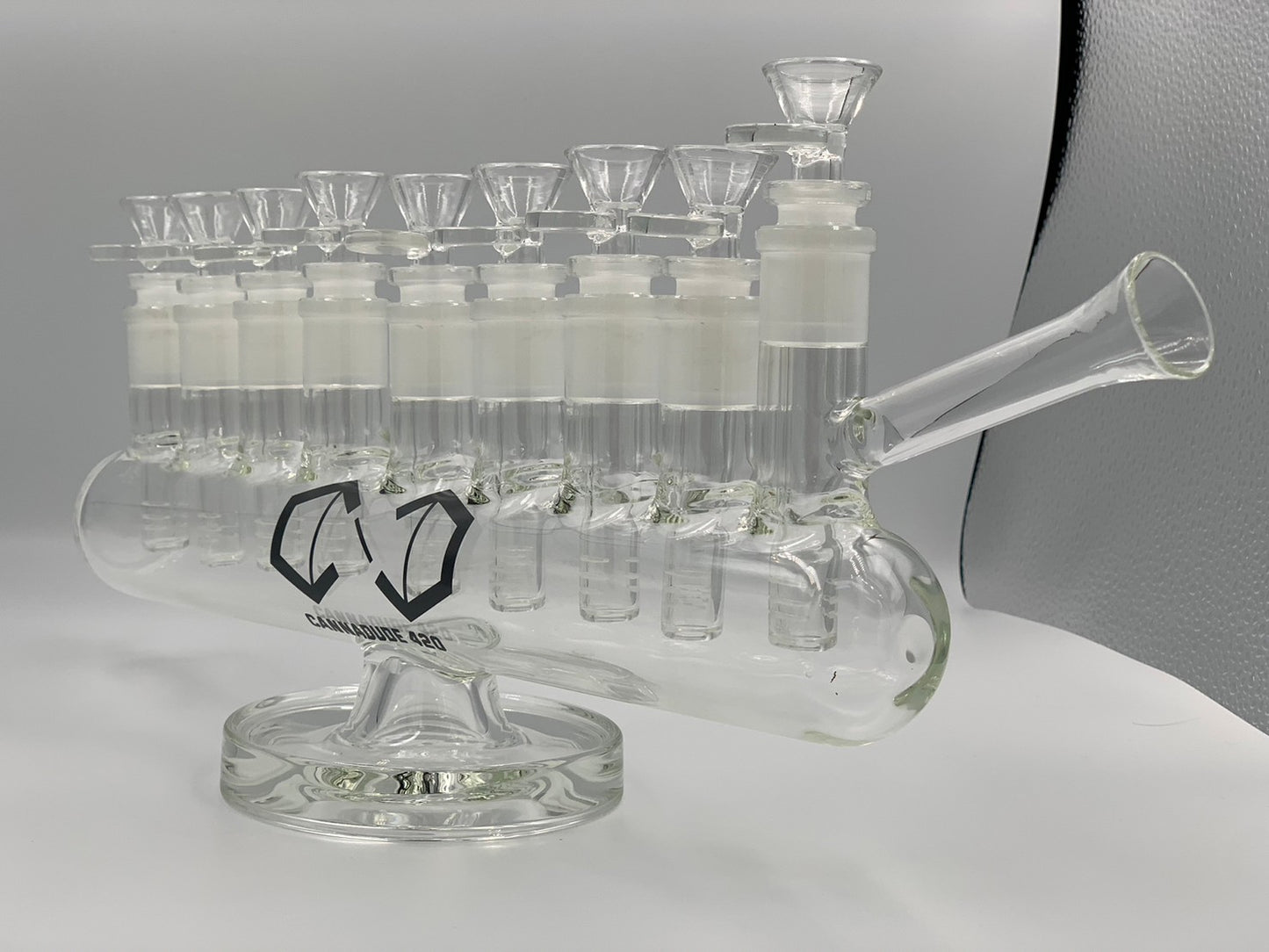 บ้องแก้ว Cannadude 420 Glass Bong 9 Holes In One