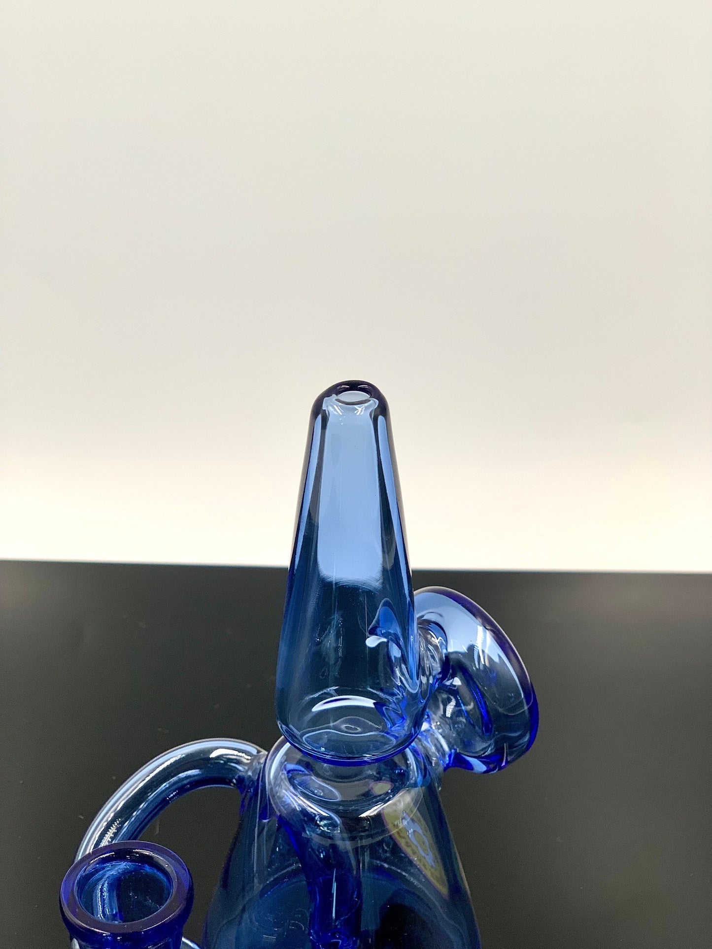 Ms. Flowers® Mini Cone Cycler Dab Rig Recycler