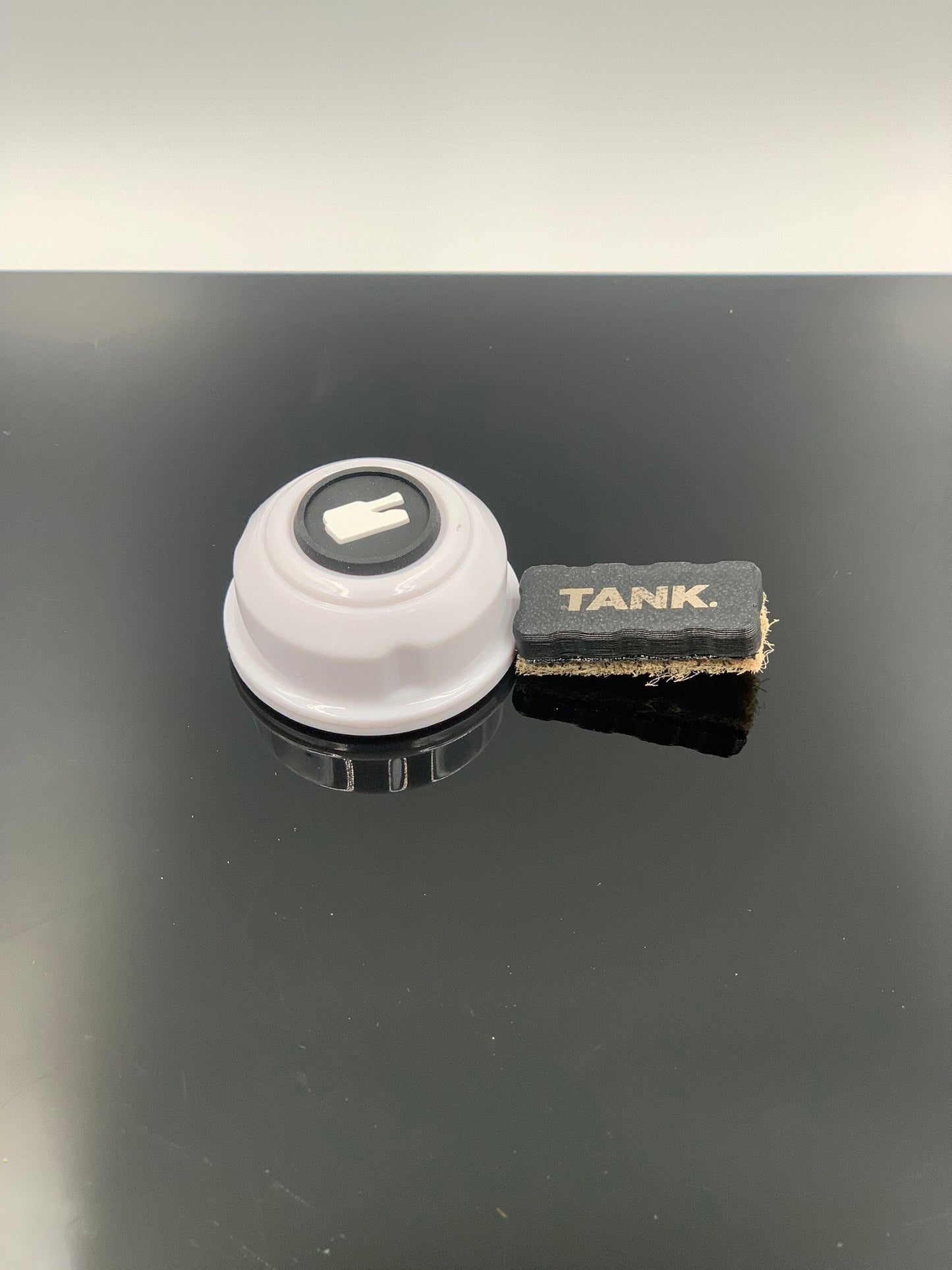 Tank MagClean