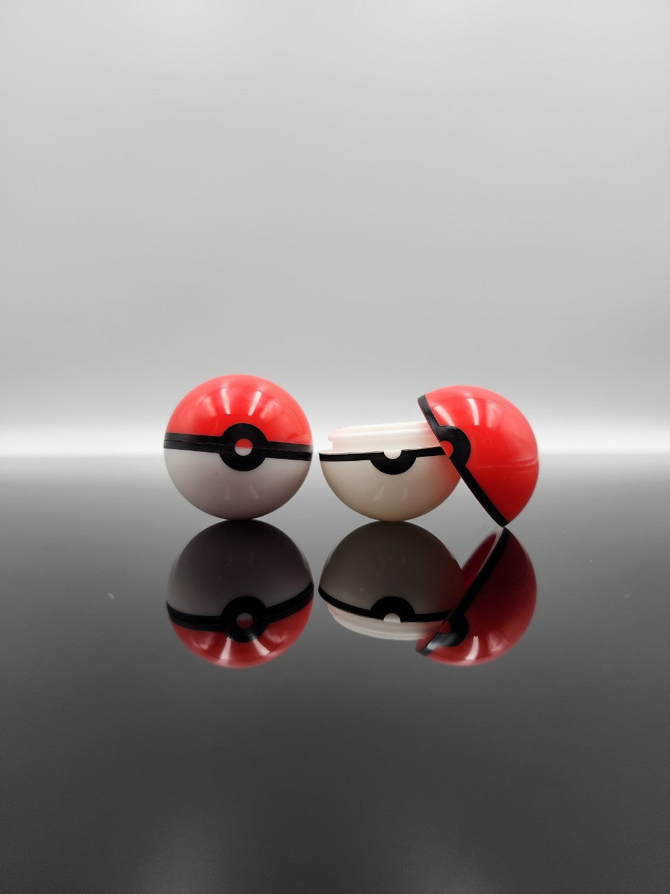 Silicone Jar Pokeball Style ( 6 ML )