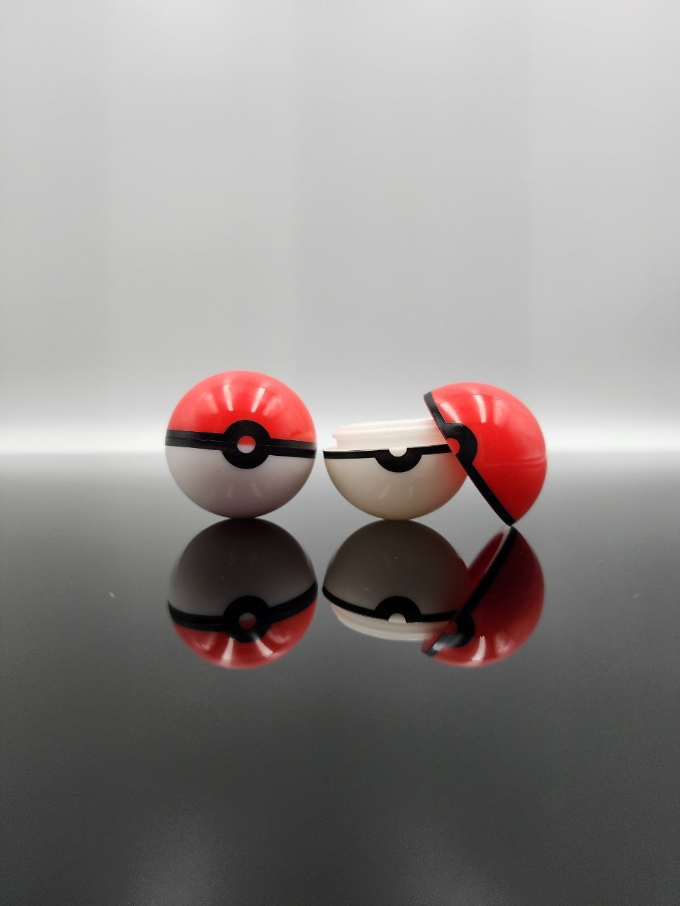 Silicone Jar Pokeball Style ( 6 ML )