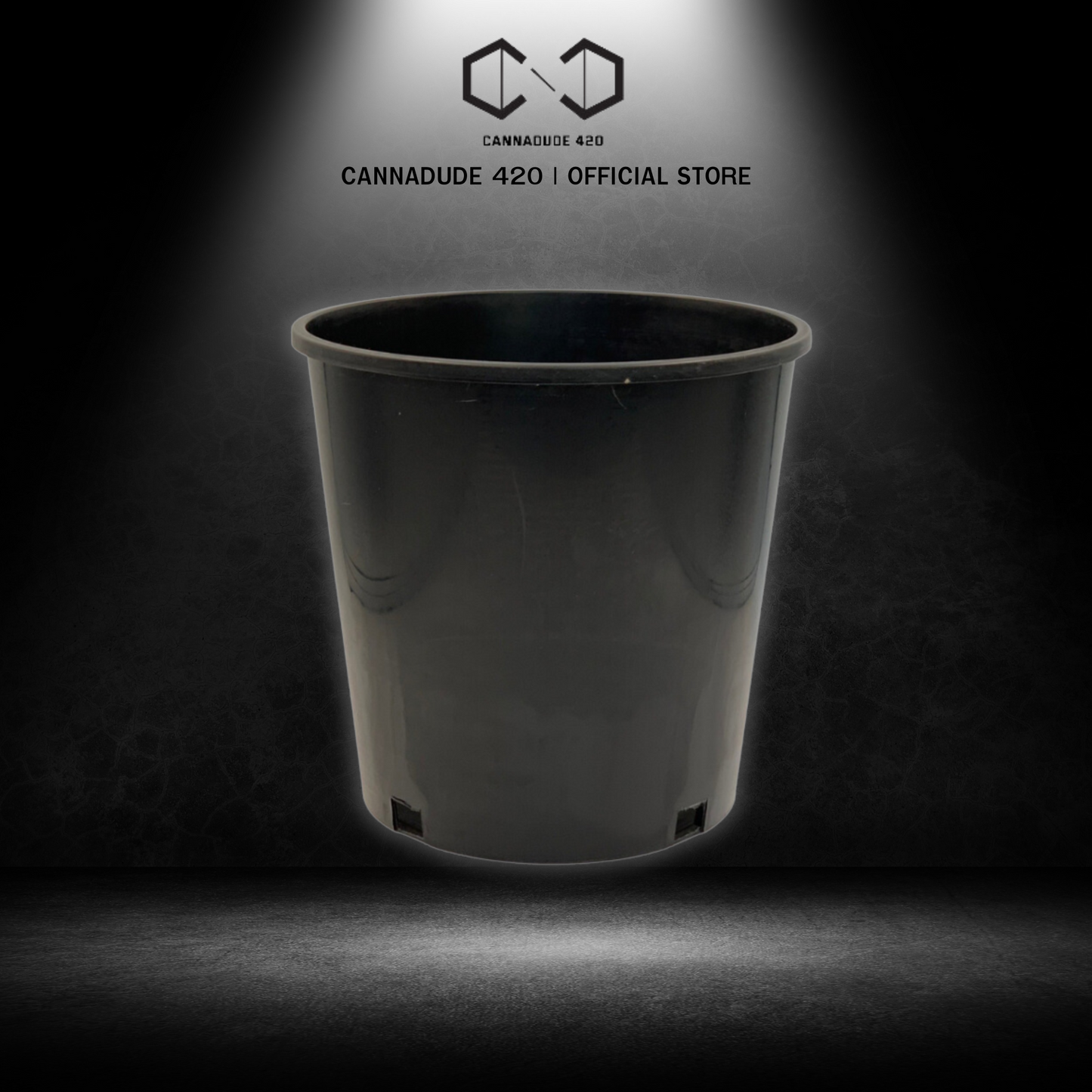 ROUND PLASTIC POT
