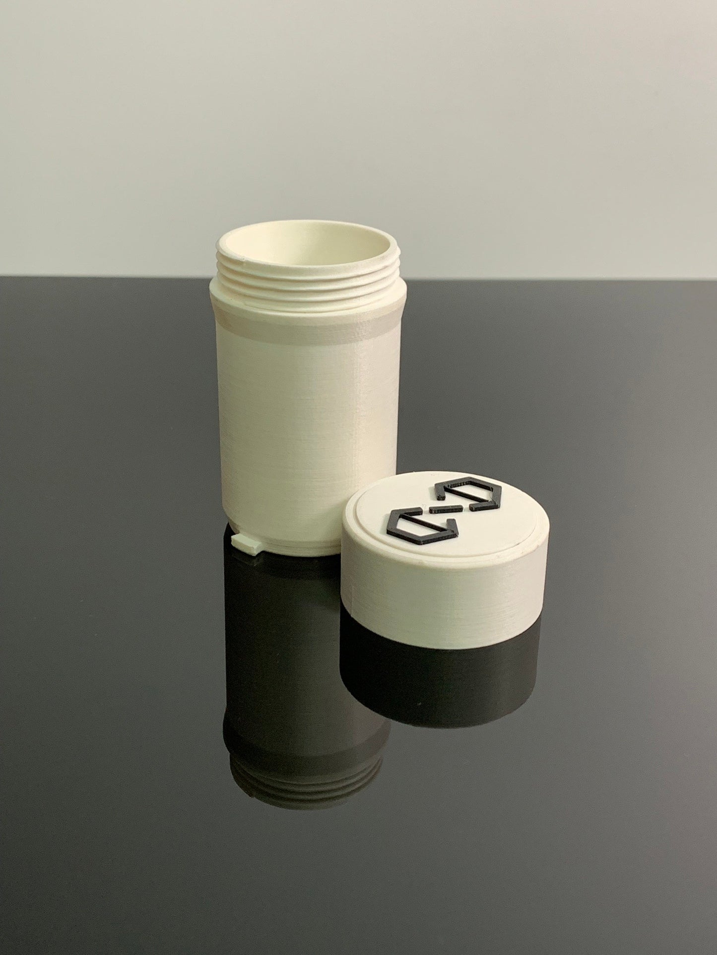 Caannadude 420 DYNAVAP Display Stand With Debowler