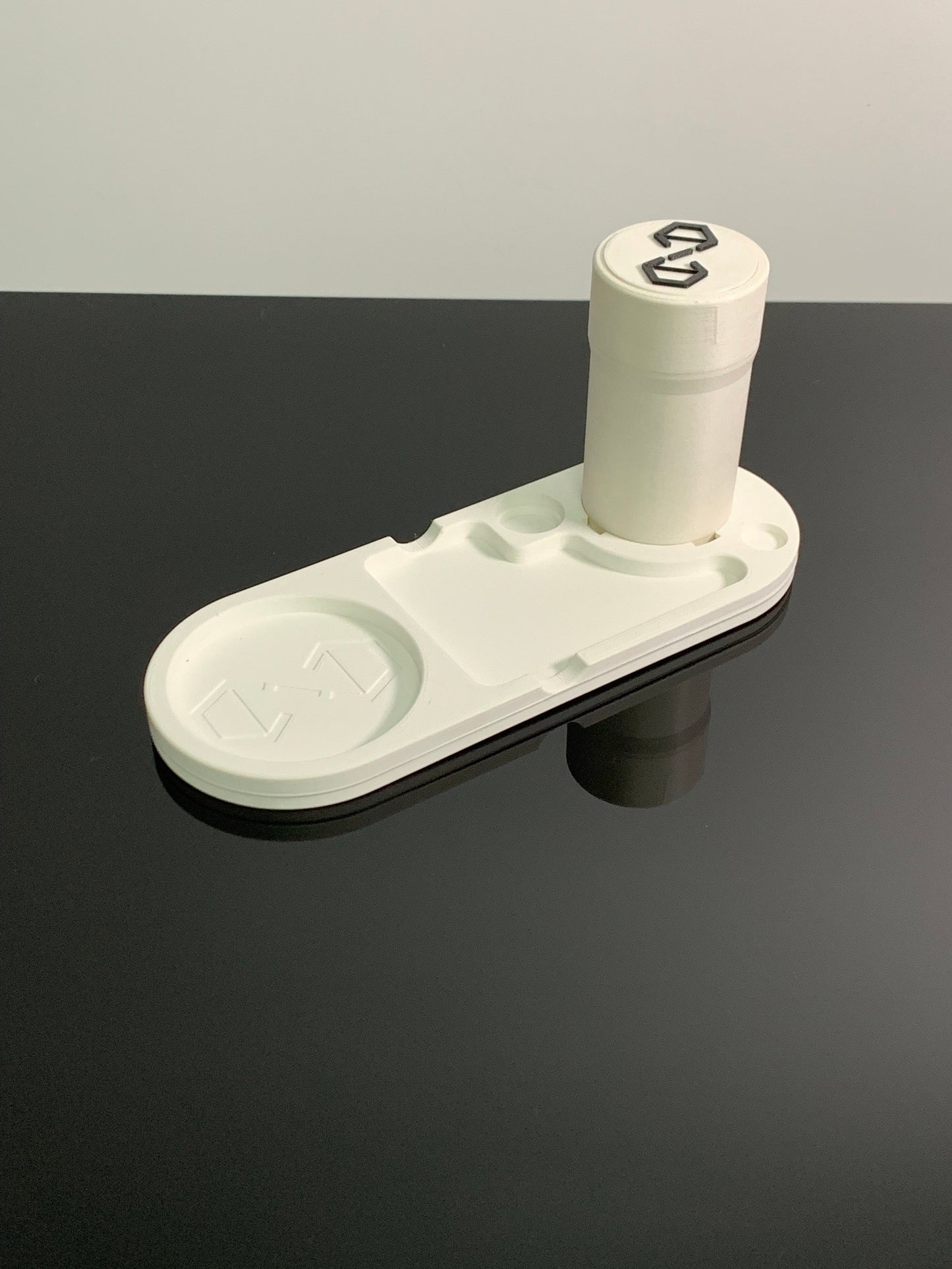Caannadude 420 DYNAVAP Display Stand With Debowler