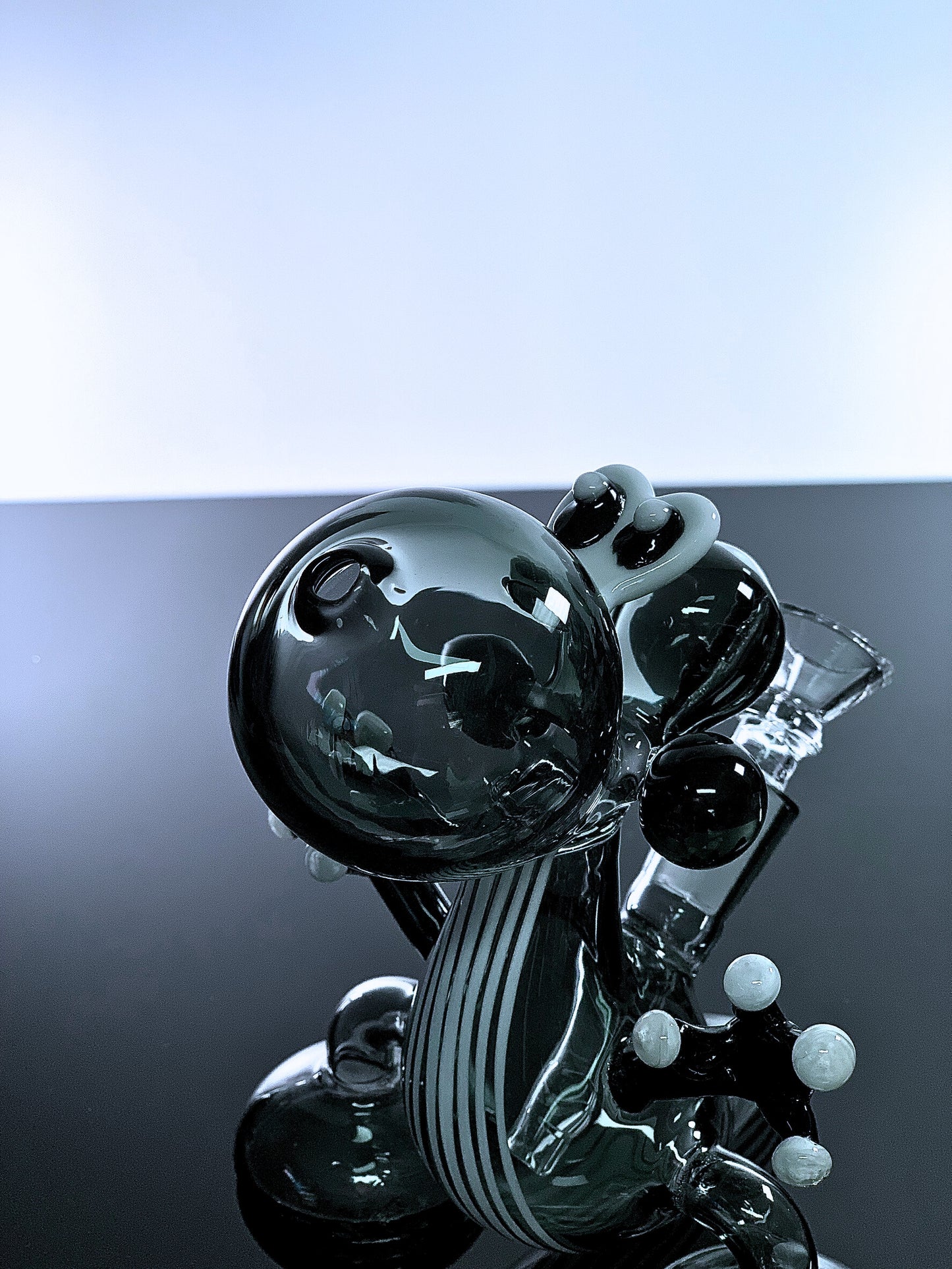 Twerk Dino Glass Bong 6 Inches